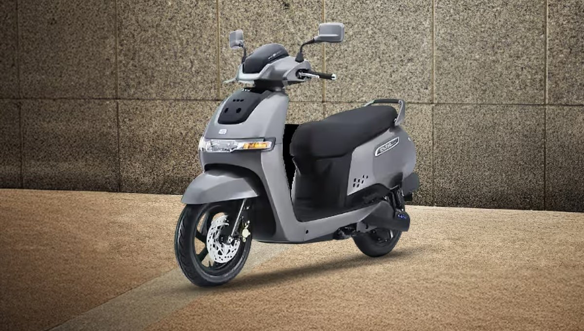 सिर्फ 4.2 सेकंड में पकड़ ले 40 की रफ्तार ये है भविष्य की सवारी TVS iQube