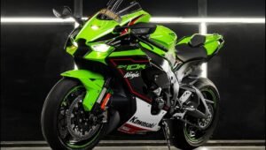 Kawasaki Ninja ZX-10R: स्पीड, स्टाइल और टेक्नोलॉजी का तूफानी संगम, कीमत ₹16,79,000