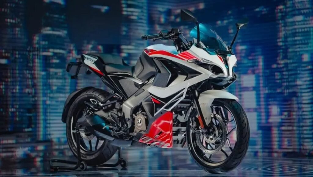 अब आएगी रफ्तार में क्रांति Bajaj Pulsar RS200 सिर्फ ₹1.72 लाख में, फीचर्स देख दिल खुश हो जाएगा