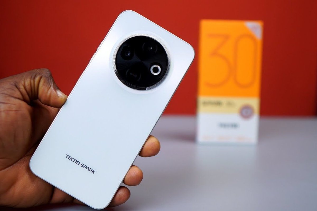 Tecno Spark 30C बजट में दमदार फीचर्स वाला स्मार्टफोन जो दिल जीत ले