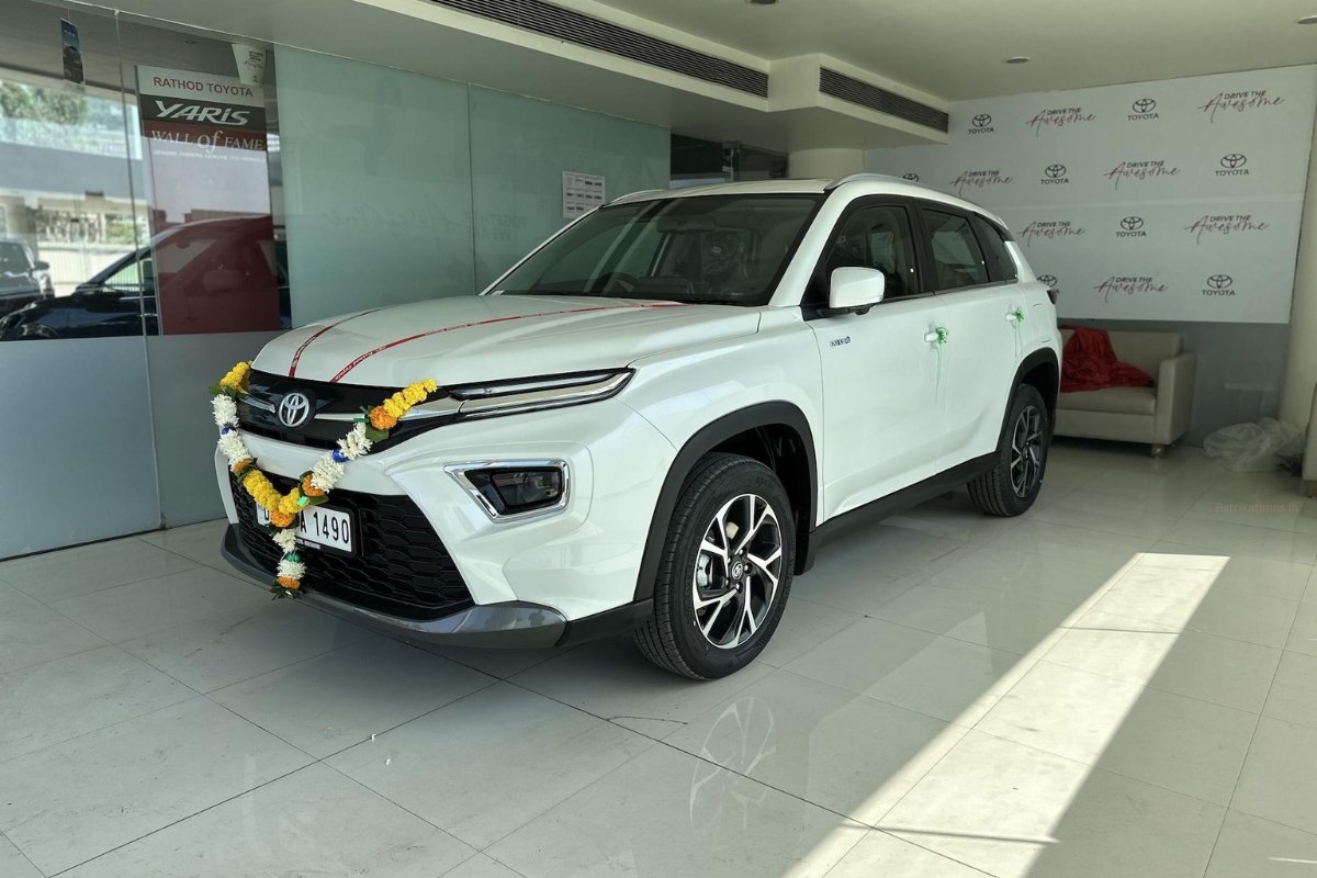 Toyota Urban Cruiser Hyryder: जानिए क्यों यह SUV है आपकी अगली यात्रा का साथी