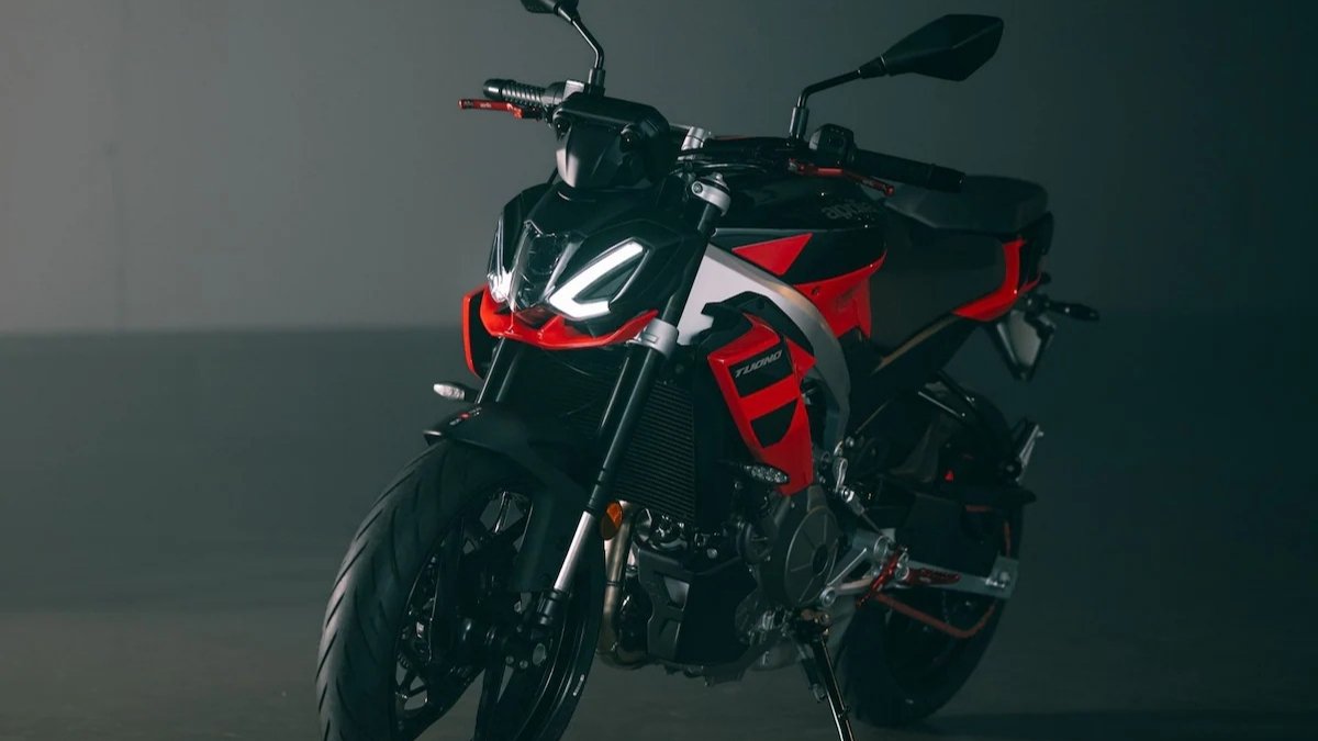 Aprilia Tuono 457