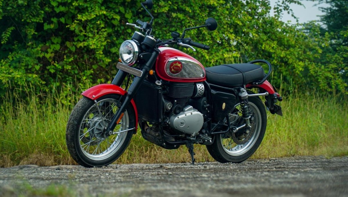 BSA Gold Star की वापसी: 652cc इंजन और 45.62PS की पावर, कीमत ₹2 लाख से शुरू बाइक प्रेमियों के लिए सुनहरा मौका