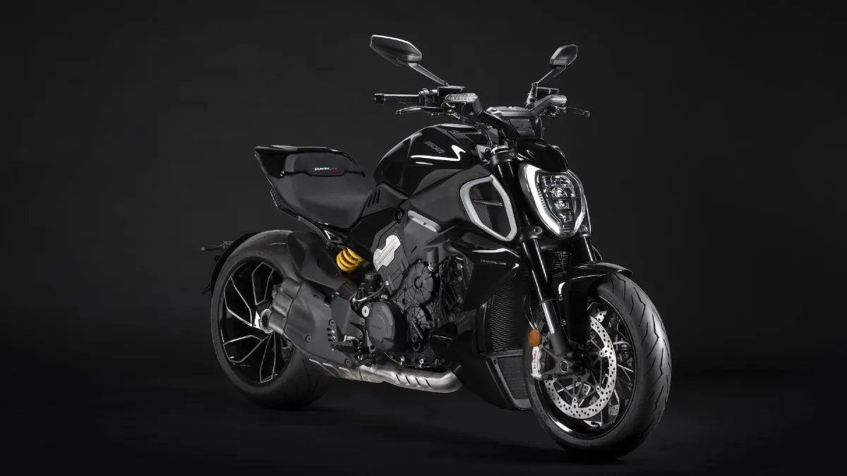 Ducati Diavel V4