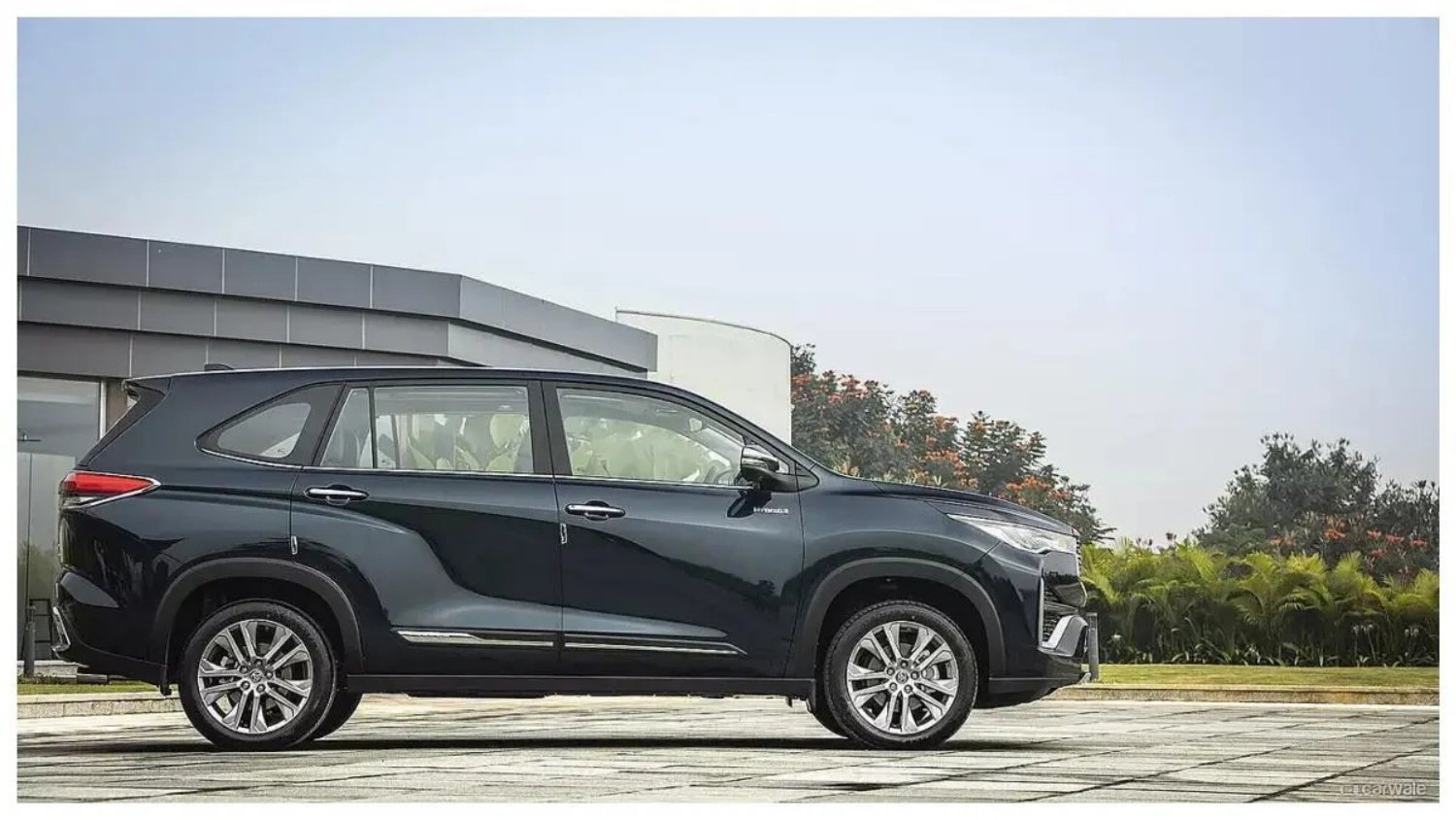 Maruti Invicto