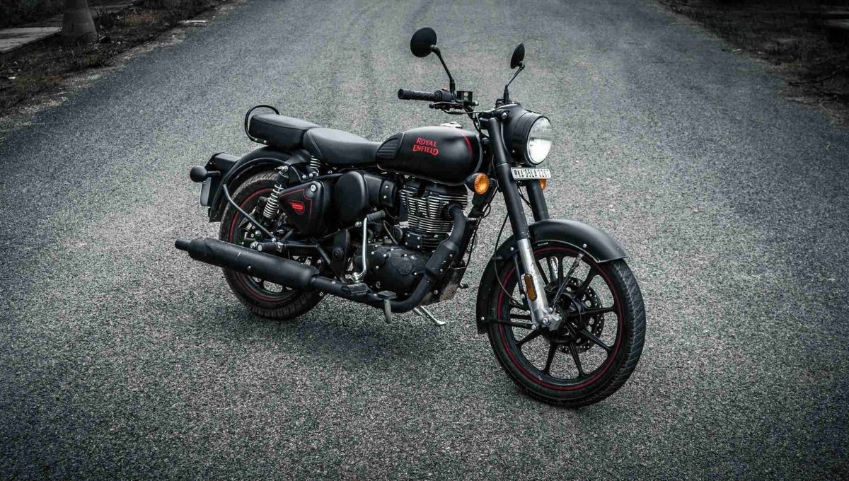 Royal Enfield Classic 350 Review: 349cc इंजन, 27Nm टॉर्क और 35 kmpl माइलेज में परफेक्ट क्रूज़र