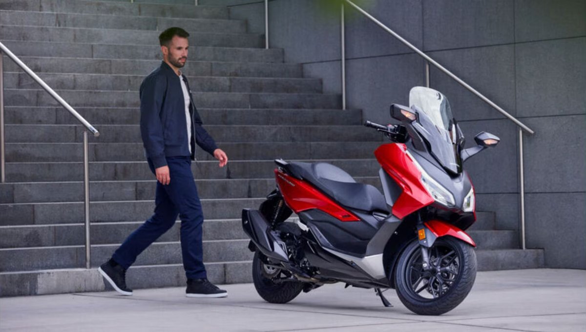 137 Kmph की रफ्तार और 30 Kmpl का माइलेज: Honda Forza 350 अब भारत की सड़कों पर