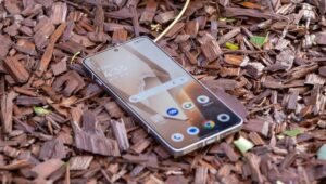 OnePlus 13R 5G: सिर्फ ₹42,999 में पाएं 16GB रैम और 512GB स्टोरेज वाला धाकड़ फोन