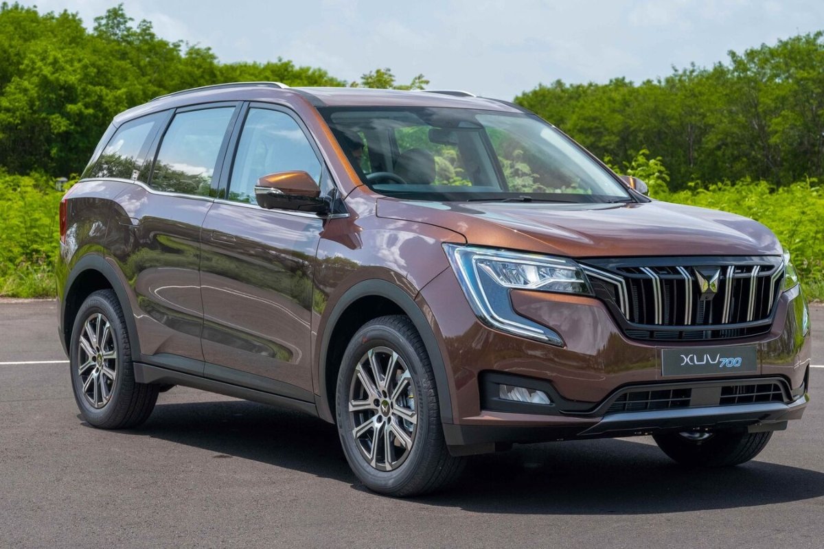 Mahindra XUV700: वो लग्ज़री SUV जो स्टाइल सेफ्टी और पावर का परफेक्ट मेल है