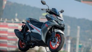 Yamaha Aerox 155: की कीमत ₹1.48 लाख, 115kmph टॉप स्पीड और 24.5L स्टोरेज के साथ जबरदस्त स्टाइल