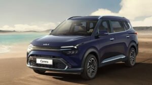 10.45 लाख की दमदार MUV, Kia Carens में मिलते हैं 7 सीट, दमदार डीज़ल इंजन और लग्जरी फीचर्स