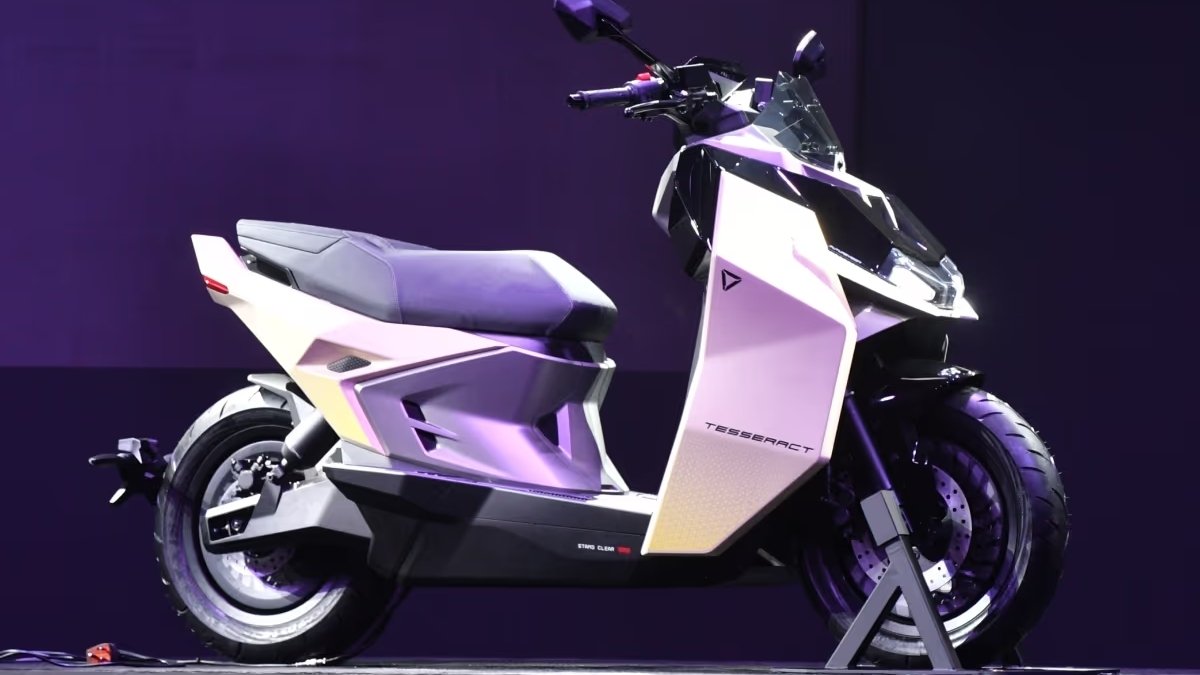Ultraviolette Tesseract Electric Bike: 2.5 लाख की कीमत में मिले 125kmph स्पीड और 7 इंच का टचस्क्रीन
