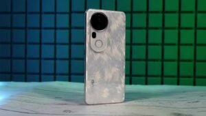 90W चार्जिंग, 50MP कैमरा और AMOLED डिस्प्ले के साथ Vivo T4 Ultra जानें कीमत और खूबियाँ