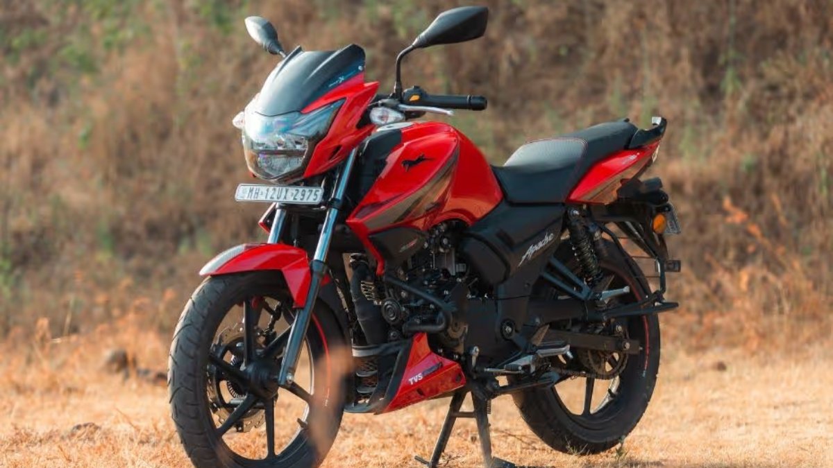 TVS Apache RTR 160: की कीमत सिर्फ 1.20 लाख से शुरू, जानिए दमदार फीचर्स और परफॉर्मेंस
