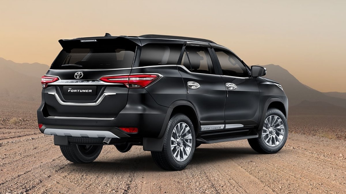 Toyota Fortuner: 33 लाख की दमदार SUV, जबरदस्त फीचर्स और 500Nm की ताकत के साथ