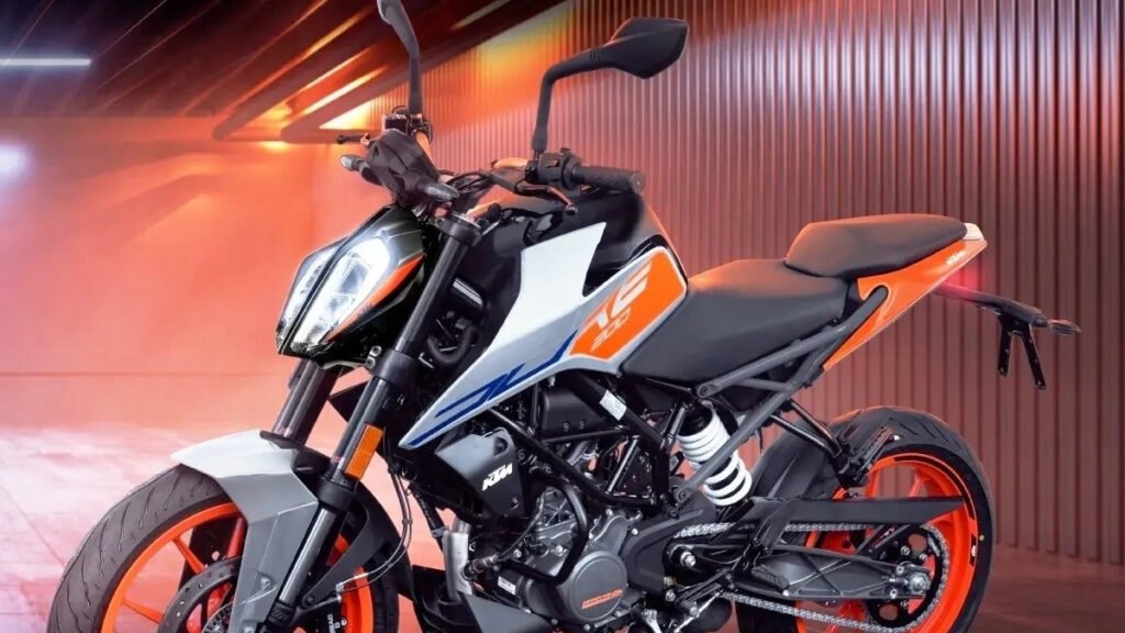 1.97 लाख में आएगी KTM 200 Duke जबरदस्त पावर, 140 kmph स्पीड और TFT डिस्प्ले के साथ