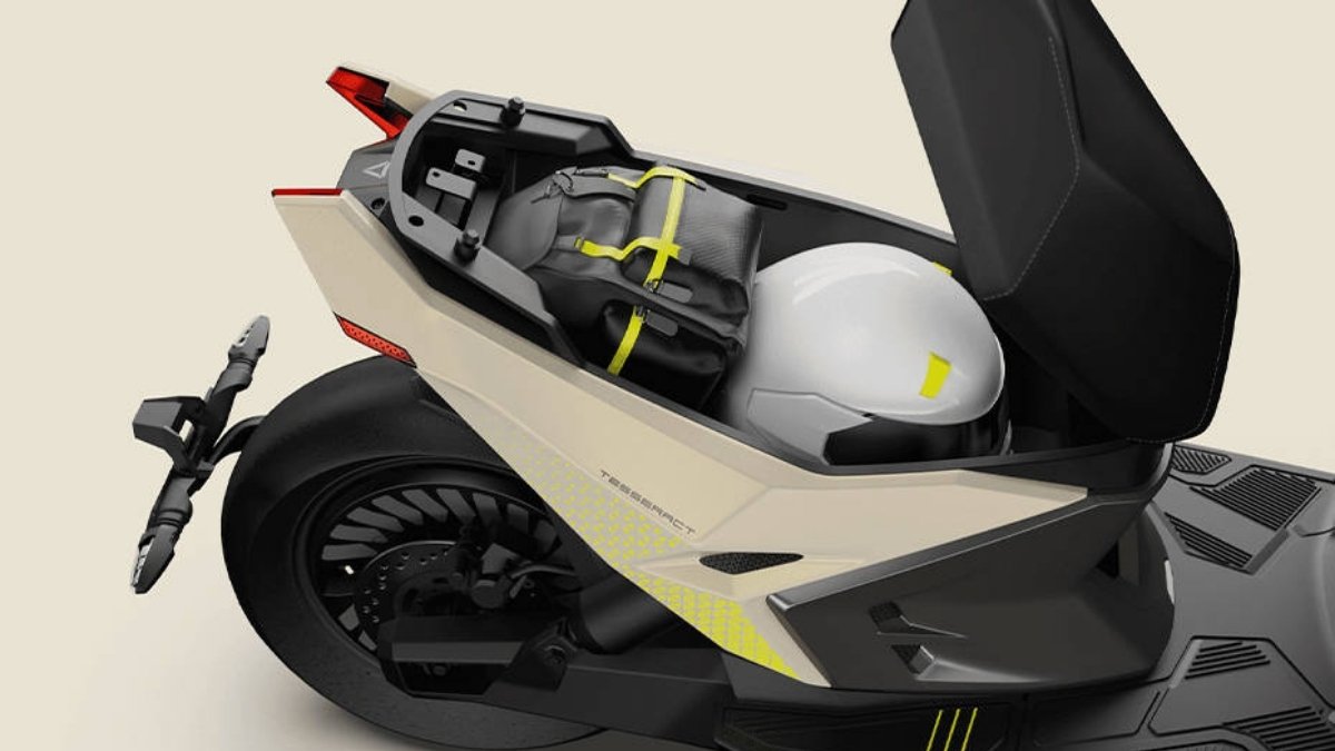 Ultraviolette Tesseract Electric Bike: 2.5 लाख की कीमत में मिले 125kmph स्पीड और 7 इंच का टचस्क्रीन