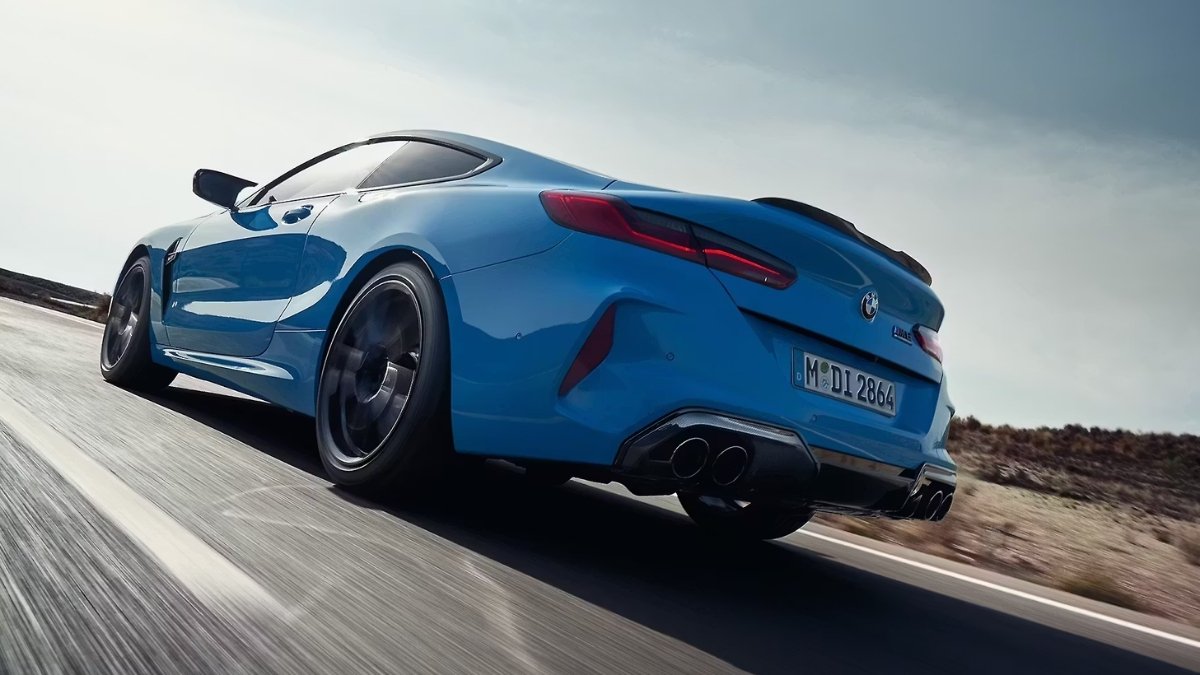 BMW M8 Coupe Competition 2025: दमदार 616 bhp पावर, शानदार लुक और हाई-टेक फीचर्स, कीमत 2.44 करोड़