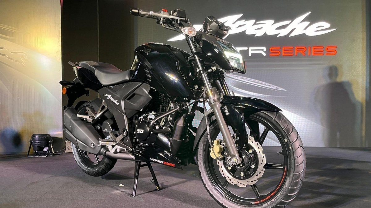 1.24 लाख में आए TVS Apache RTR 160 4V, अब मिलेगा Race Derived इंजन और ABS सेफ्टी