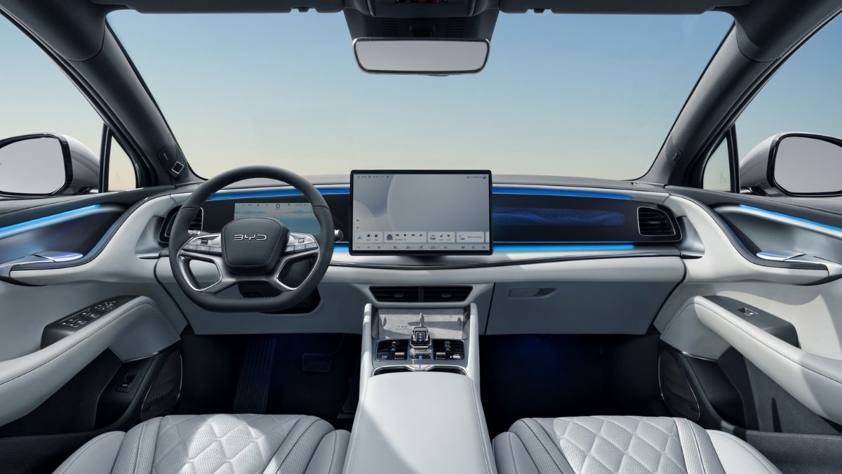 BYD Sealion 7: 45 लाख में मिले 567km की रेंज और 11 एयरबैग वाली सेफ इलेक्ट्रिक SUV