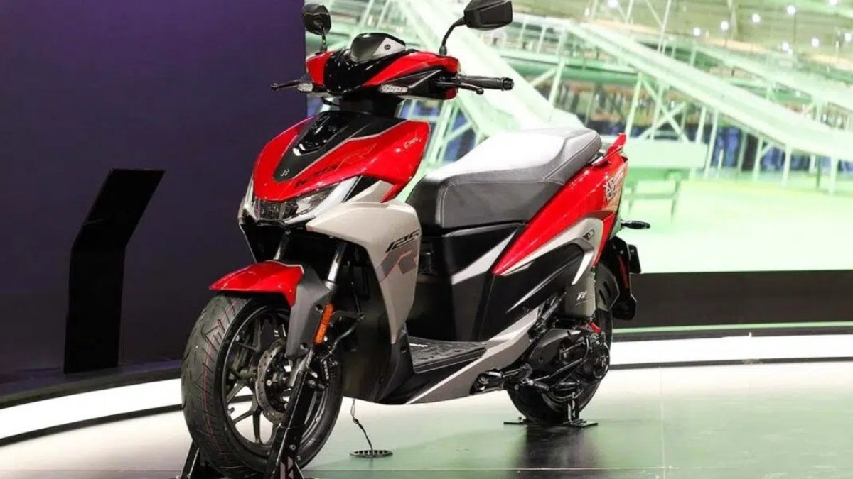Hero Xoom 125: हुआ लॉन्च सिर्फ 99,300 में मिले स्टाइलिश लुक और 55kmpl का दमदार माइलेज