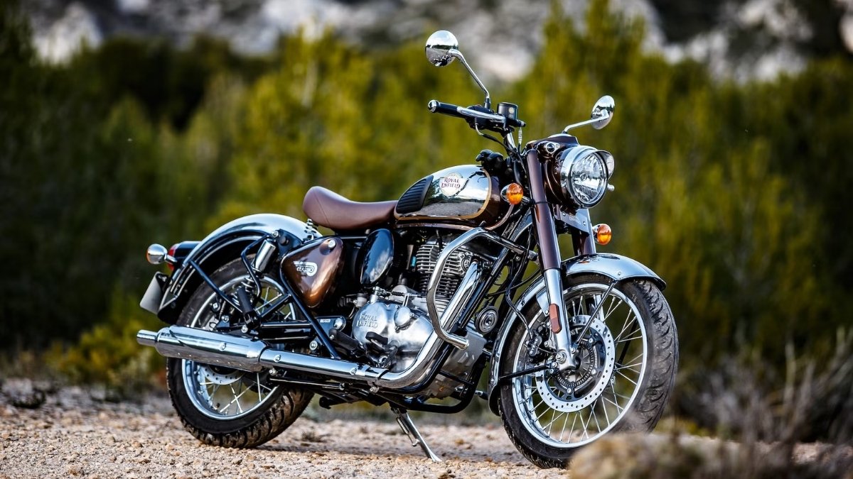 Royal Enfield Classic 350: 1.93 लाख की दमदार बाइक, जानें शानदार फीचर्स