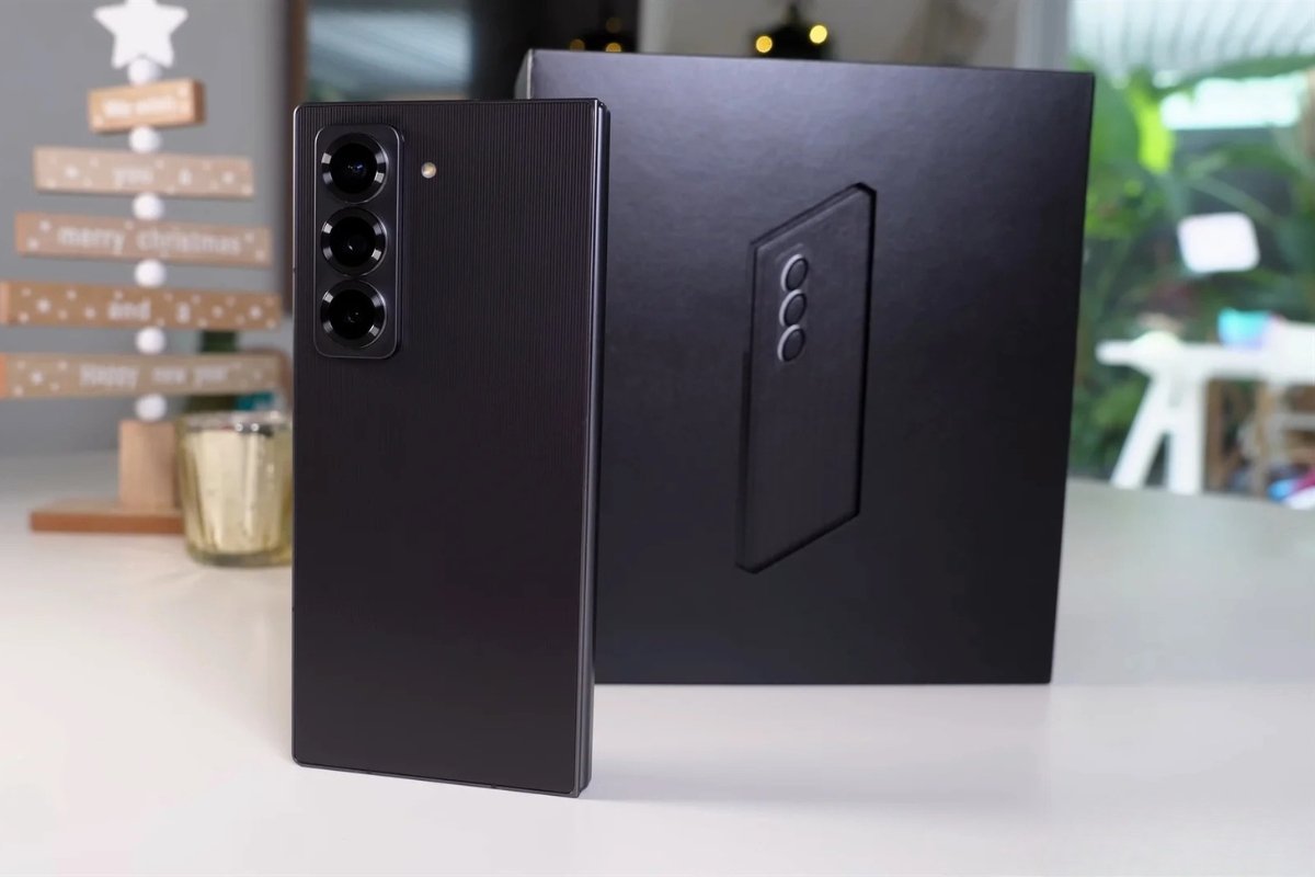 Samsung Galaxy Z Fold Special: ₹1.60 लाख की कीमत में मिलें दमदार फीचर्स और फोल्डेबल कमाल