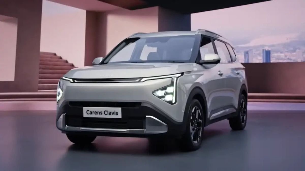 Kia Carens Clavis: 10 लाख से शुरू, 7 सीटर में मिलें दमदार फीचर्स और 19.54 kmpl माइलेज