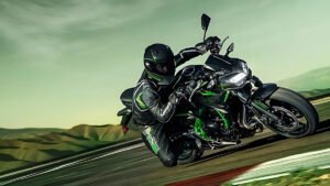 6.65 लाख की Kawasaki Z650 बाइक: 201 kmph की रफ्तार और शानदार फीचर्स के साथ