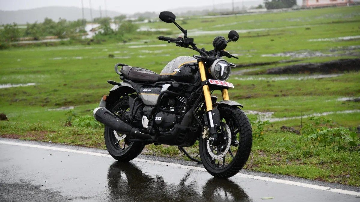 TVS Ronin: सिर्फ 1.49 लाख में 225cc पावर, ABS ब्रेक और SmartXonnect जैसी खूबियां