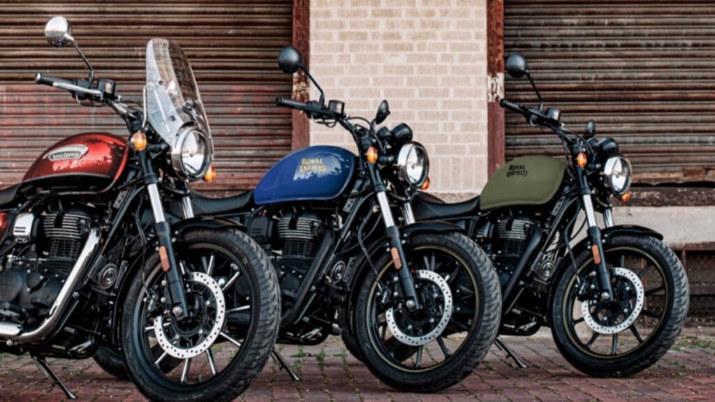 Royal Enfield Meteor 350: सिर्फ 2.05 लाख में रॉयल सफर का एहसास, देखें पावरफुल इंजन और शानदार फीचर्स