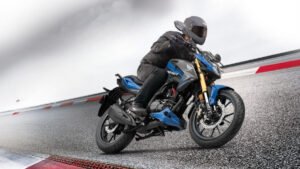 Honda Hornet 2.0: की कीमत 1.39 लाख, अब 184.4cc की पावर के साथ मिलेगा Dual ABS और USB चार्जिंग