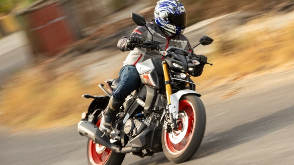 Yamaha MT 15 V2: जानिए कीमत, 155cc पावरफुल इंजन और एडवांस फीचर्स