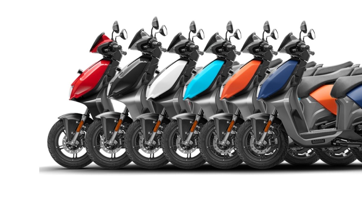 VIDA V2 Electric Scooter: सिर्फ 97,800 में शानदार फीचर्स और 69kmph की स्पीड