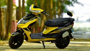 Gemopai Ryder: इलेक्ट्रिक स्कूटर 70,000 में E-ABS ब्रेकिंग और USB चार्जिंग जैसी खूबियों से लैस