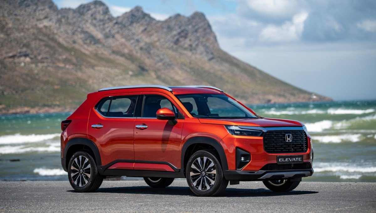 11 लाख में लाएँ Honda Elevate: 17 इंच एलॉय व्हील, सनरूफ और 10.25” टचस्क्रीन का कमाल