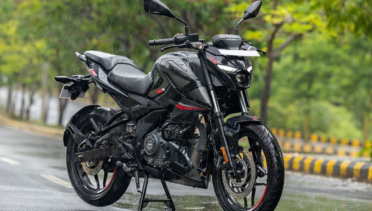 Bajaj Pulsar N160: 1.31 लाख में ABS ब्रेकिंग और स्टाइलिश लुक से बनेगी युवाओं की फेवरेट