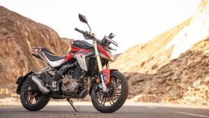 नई Hero Xtreme 250R: सिर्फ 1.80 लाख में मिले दमदार 250cc इंजन और LCD क्लस्टर