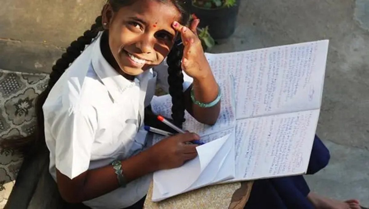 गांधी जयंती पर शिक्षा का तोहफा, कक्षा 9 से 12 तक के छात्रों को Scholarship