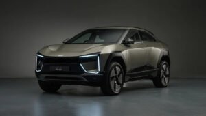 Mahindra BE 6: इलेक्ट्रिक SUV 30 लाख में शानदार फीचर्स और 20 मिनट में फुल चार्ज