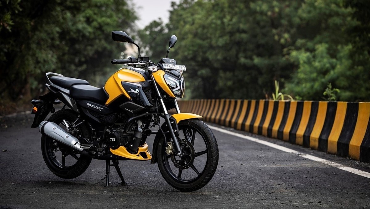 TVS Raider 125: 11.2 bhp पावर और USB चार्जिंग जैसे फीचर्स के साथ सिर्फ 95,219 में