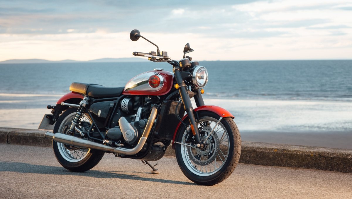 BSA Gold Star 650: 652cc इंजन, 160kmph स्पीड और कीमत 3.50 लाख से शुरू