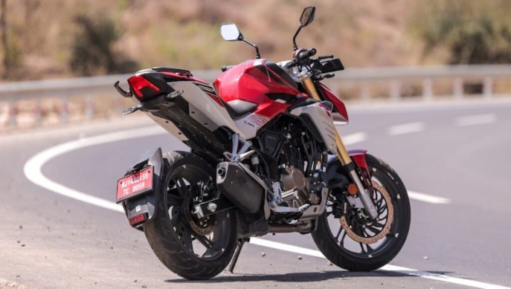Hero Xtreme 250R: 250cc इंजन और स्टाइलिश लुक, कीमत और खूबियाँ जानें