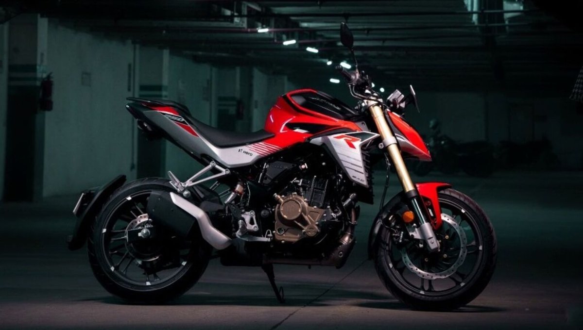 नई Hero Xtreme 250R: सिर्फ 1.80 लाख में मिले दमदार 250cc इंजन और LCD क्लस्टर