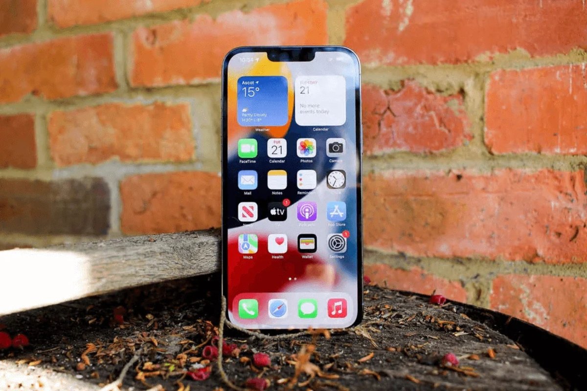 iPhone 13 Pro: सिर्फ 35,000 में जानें क्या अब भी है ये 2025 में बेस्ट डील