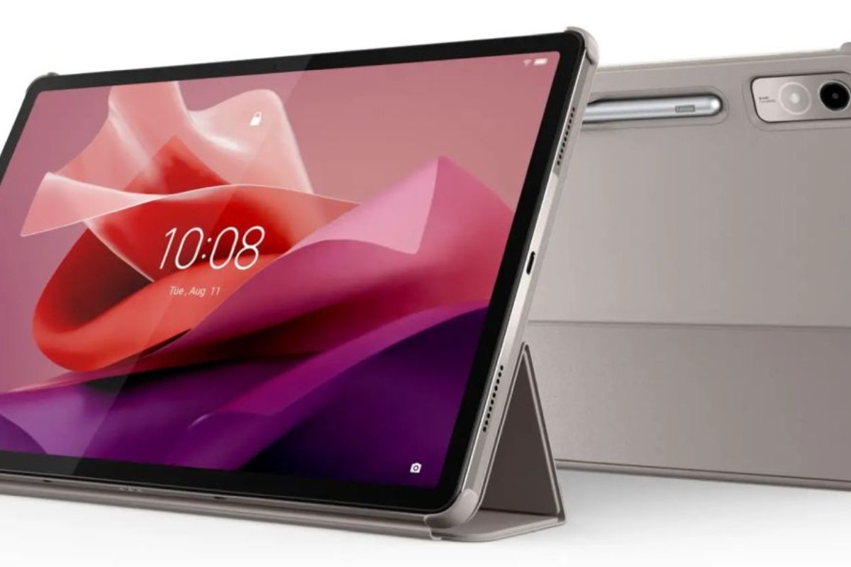 Lenovo Tab P12: 35,000 में 10.6 इंच डिस्प्ले और 7700mAh बैटरी वाला पावरफुल टैबलेट