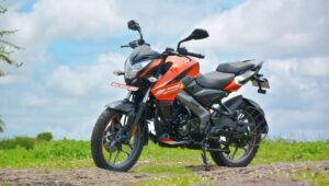 Bajaj Pulsar NS125: 1.05 लाख में दमदार इंजन, स्पोर्टी लुक और शानदार फीचर्स के साथ