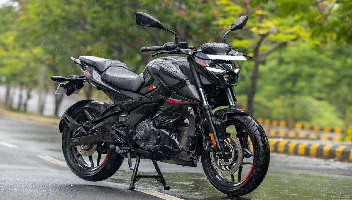 Bajaj Pulsar N160 2025: 1.35 लाख में दमदार 164cc बाइक, 15.68 BHP पावर और LED हेडलाइट के साथ