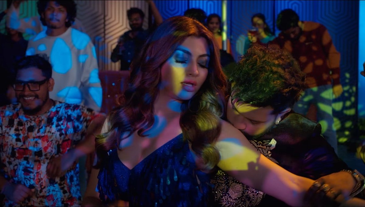 Bhojpuri Song: Neelkamal Singh और आकांक्षा पुरी की रोमांटिक जोड़ी ने मचाई सोशल मीडिया पर धूम