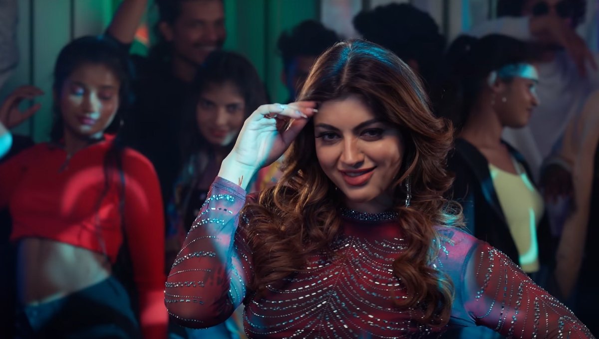 Bhojpuri Song: Neelkamal Singh और आकांक्षा पुरी की रोमांटिक जोड़ी ने मचाई सोशल मीडिया पर धूम